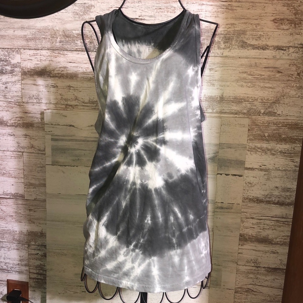 Paperback tie dye tank top gray and white top swirl tie dye size small s…​